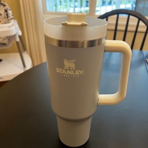 stanley tumbler